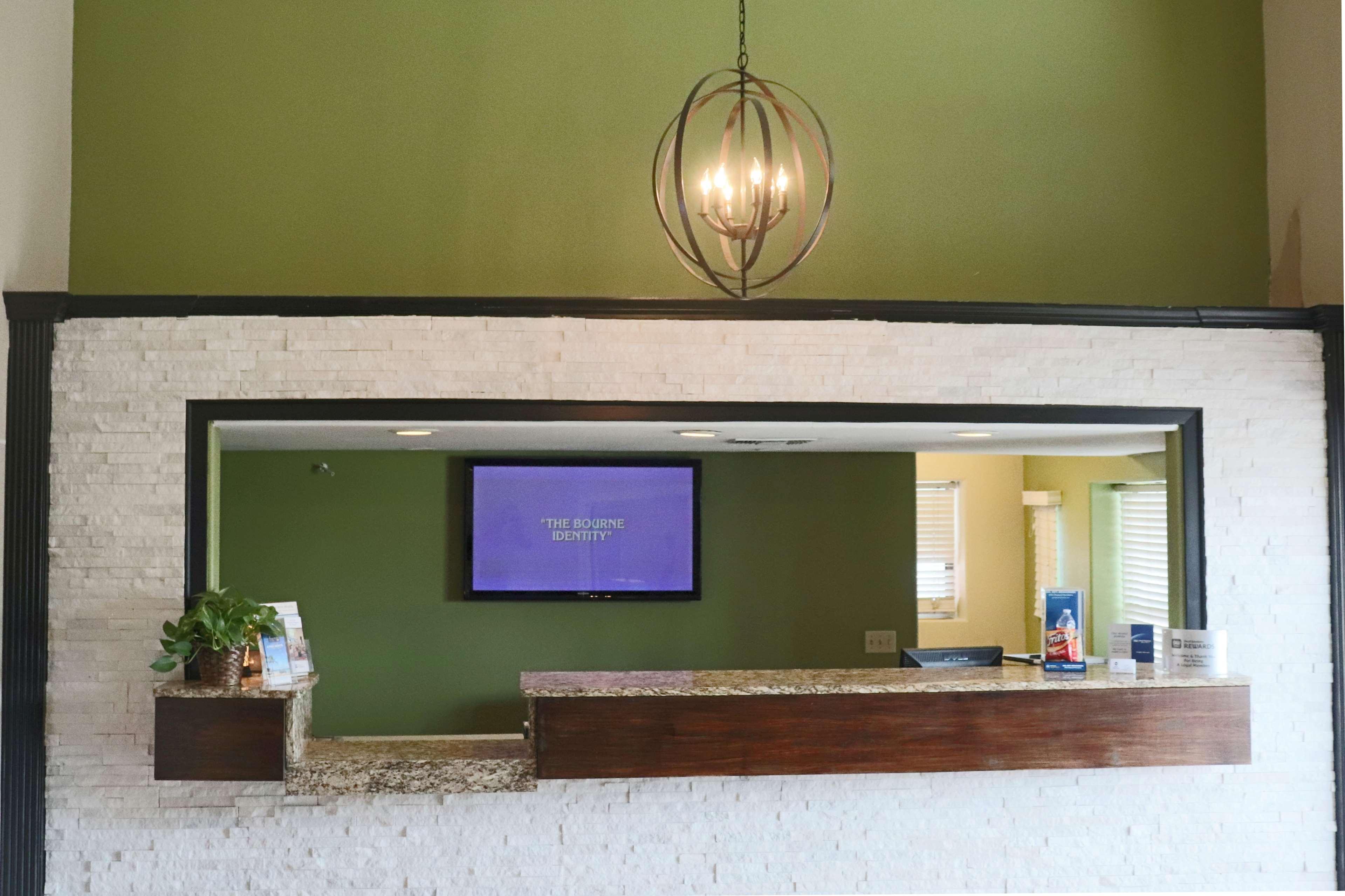 Best Western George West Executive Inn Exterior photo
