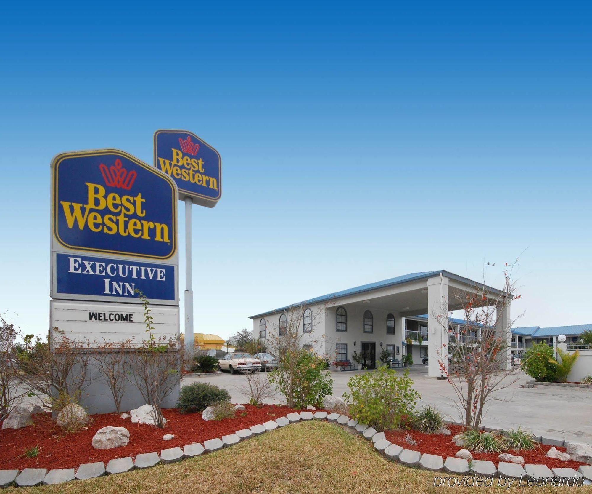 Best Western George West Executive Inn Exterior photo